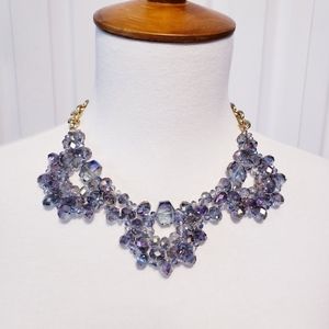 ❤️ 2/$25… Statement necklace